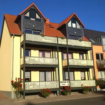 Am Seeufer Holiday home Waren (Mueritz)
